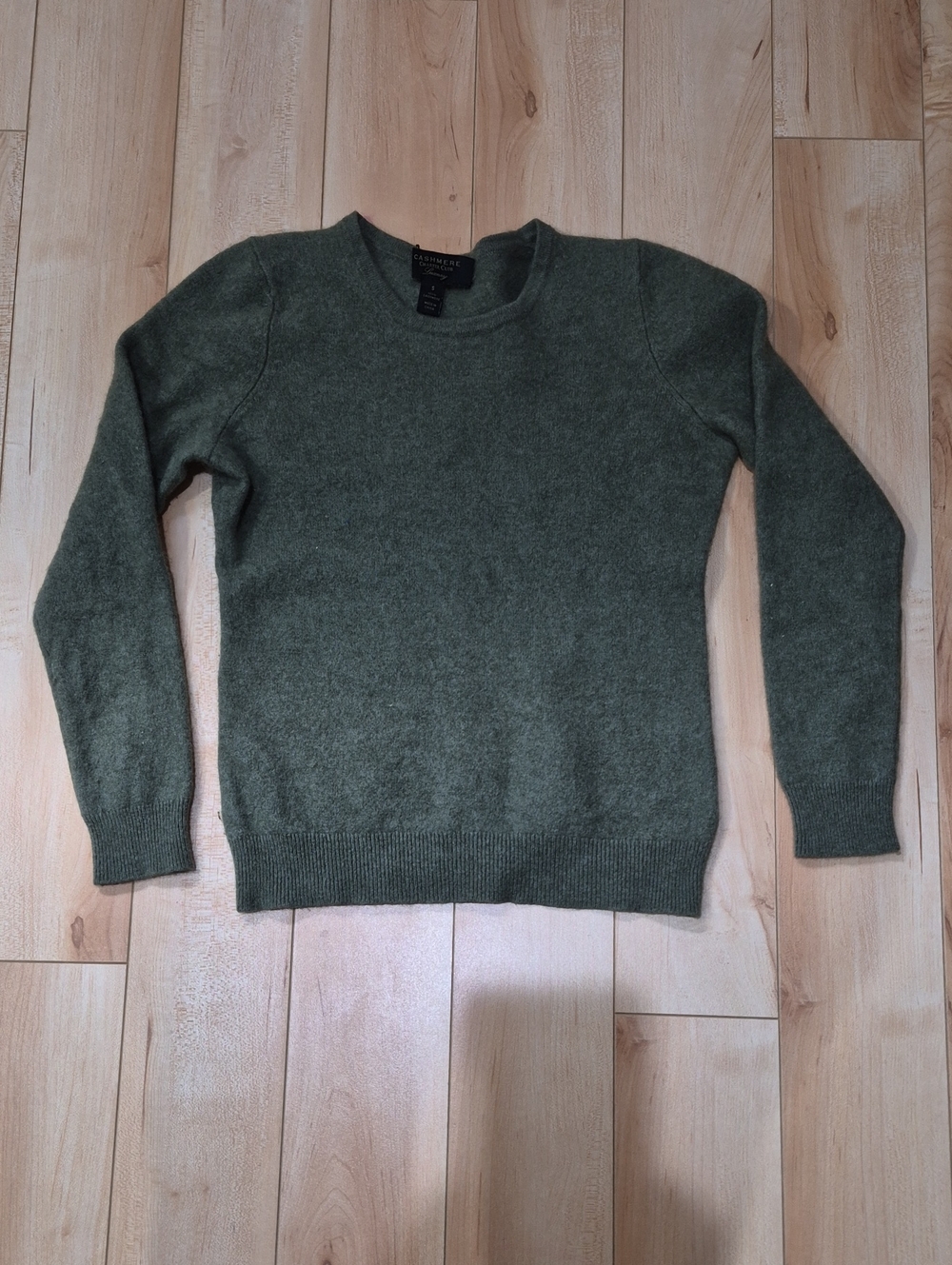 Cashmere Charter Club Women's Size Small Olive Crewneck Sweater